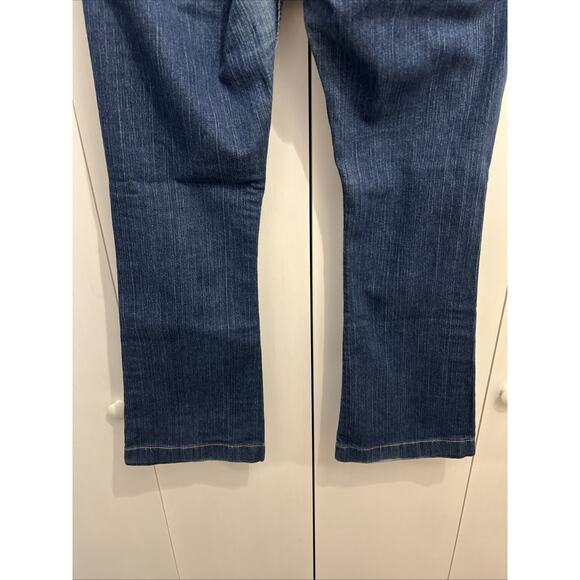 True Religion Sammy Jeans Size 29, Measure 32x29 Flared Leg Low Rise 7.5” - Picture 3 of 11